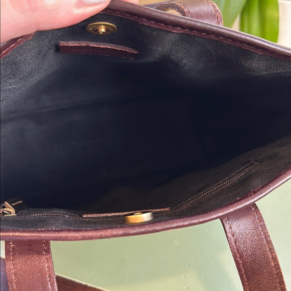 Burberry Cream and Brown Tote Bag with Classic Design - Picture 10 of 13